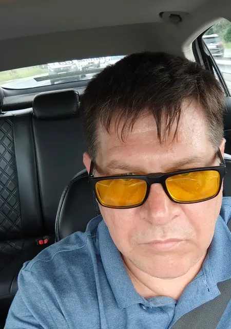 Я Gender, 51, из Зеленограда, ищу знакомства без обязательств